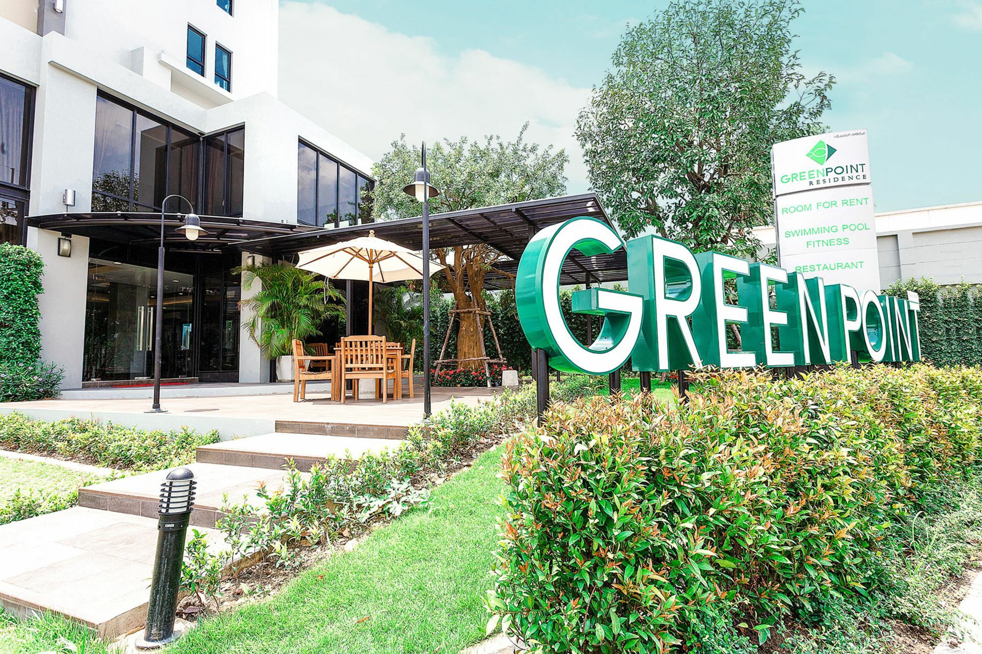 Green Point Residence Hotel Bangkok Exterior photo